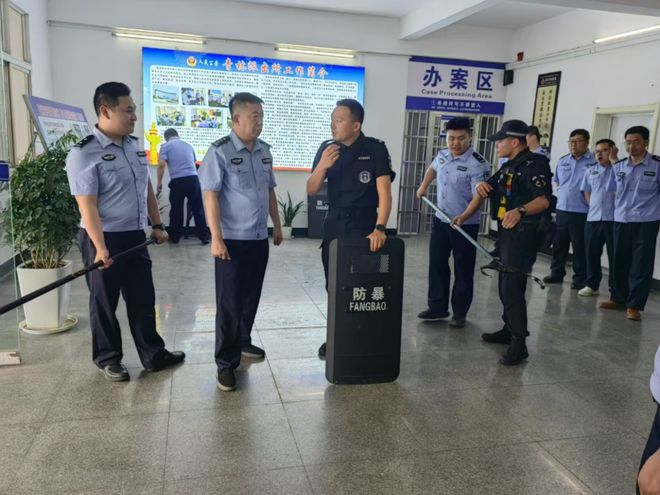 【全警实战大练兵第206期·武穴篇】武穴市公安局多措并举助推教育训练工作提档升级(图5)