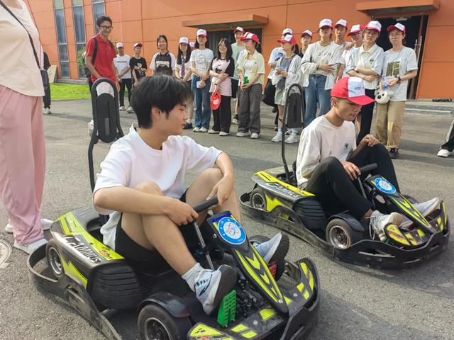 筑梦高校生涯规划——遂宁一中2024年夏令营活动纪实(图6)