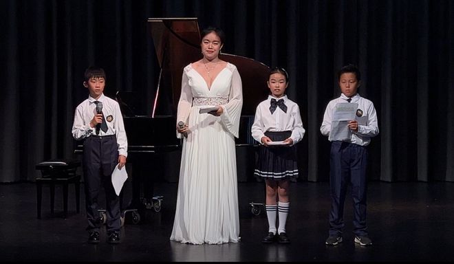 歌舞琴声庆盛夏2024德国新华教育夏季音乐会热辣举办！(图2)