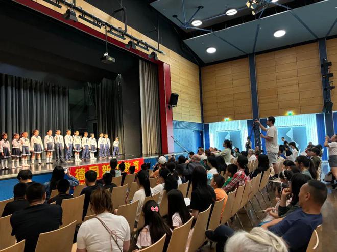 歌舞琴声庆盛夏2024德国新华教育夏季音乐会热辣举办！