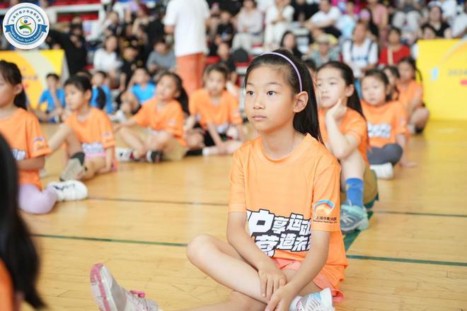 “2024年上海市青少年体育夏令营开营陪你运动一“夏”！