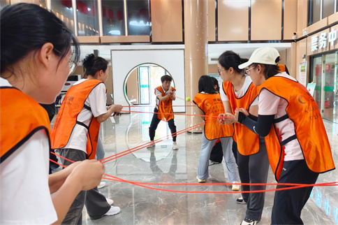 凝“新”聚力｜滨州医学院附属医院举办2024届新职工素质拓展训练(图3)