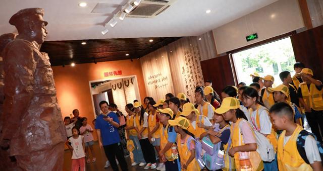 广西百色市总工会开展2024年阳光少年工会夏令营活动