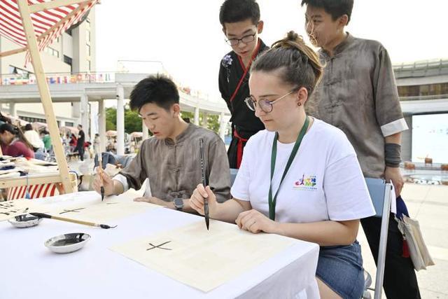 2024上海国际友好城市青少年夏令营正式开营(图6)