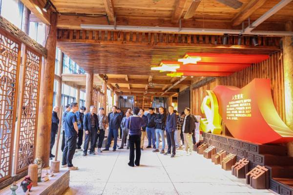 东湖街道组织举办2024年高素质农民教育培训提升现代“新农人”生产管理水平(图6)