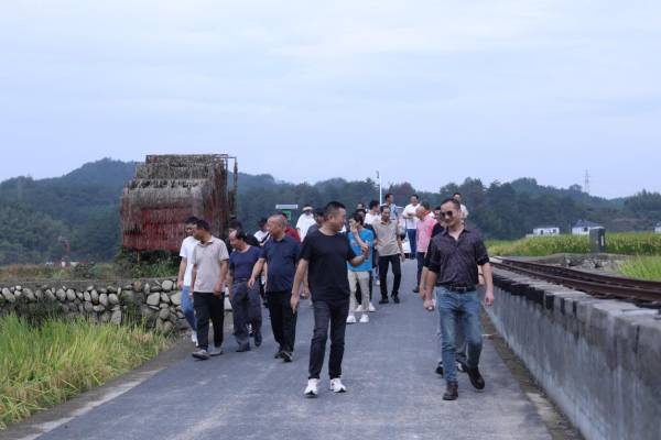 东湖街道组织举办2024年高素质农民教育培训提升现代“新农人”生产管理水平(图9)