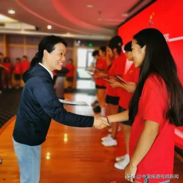 2024“寻根之旅”辽宁大连夏令营圆满结营海外侨团组织为大连送来锦旗(图5)