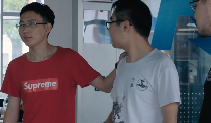 战队的夏天(图3)