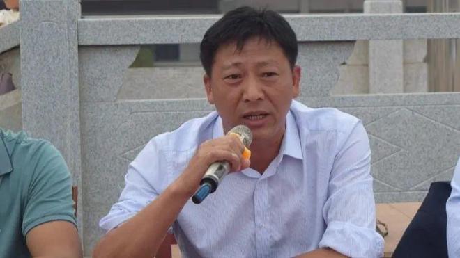 新县光彩实验学校举行2024级七年级新生综合素质拓展训练活动(图6)