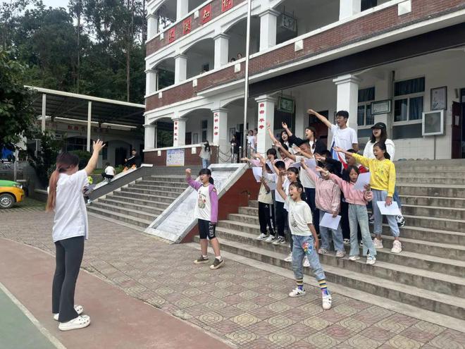 海学堂X真爱梦想志愿者故事：一种改变两种成长(图21)
