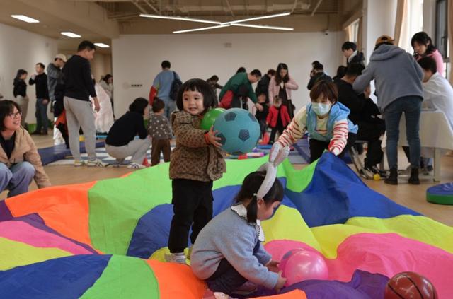 “宝宝屋”开进产业园区、“老外”也能报名、“教养医”结合静安科学育儿指导再升级(图10)