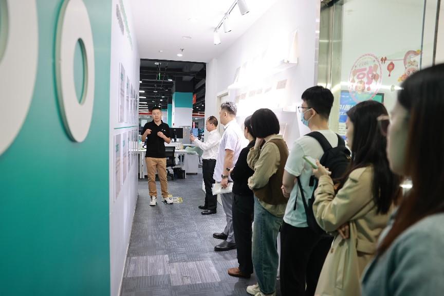 人工智能与机器人企业成色如何？央省市级媒体聚焦成都探寻产业发展创新密码