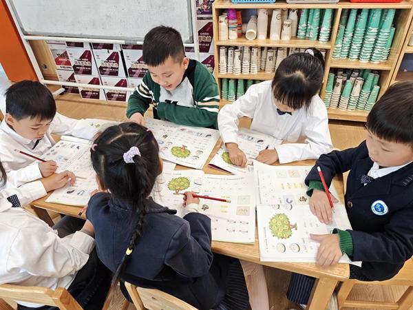 融合教育带领“星星的孩子”走出孤岛(图1)
