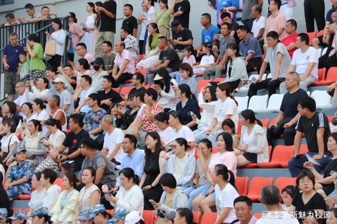 南师附中高淳学校2024级新生国防教育训练成果展示暨家长见面会(图6)