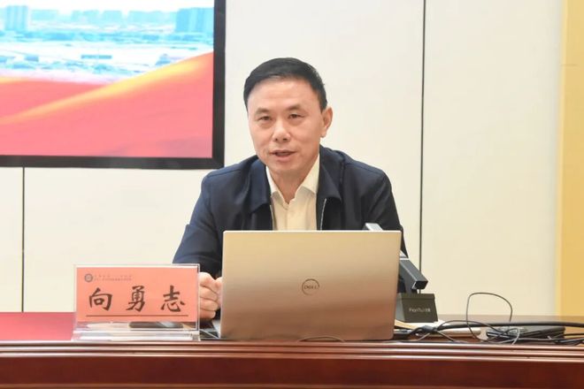 常德市第一人民医院举行2024、2025年聘用人员集中培训(图2)