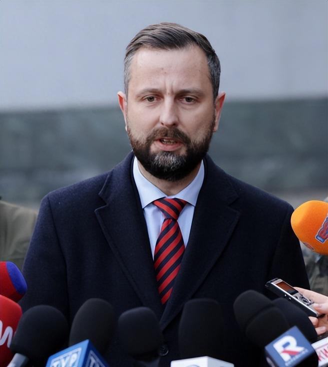 波兰宣布：将启动史上最大国防训练应对俄威胁中小学生都能参与(图2)