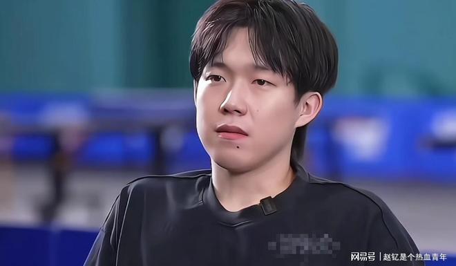 北大撑腰！王楚钦两输樊振东还被表扬邓亚萍揭秘水平藏不住了(图5)