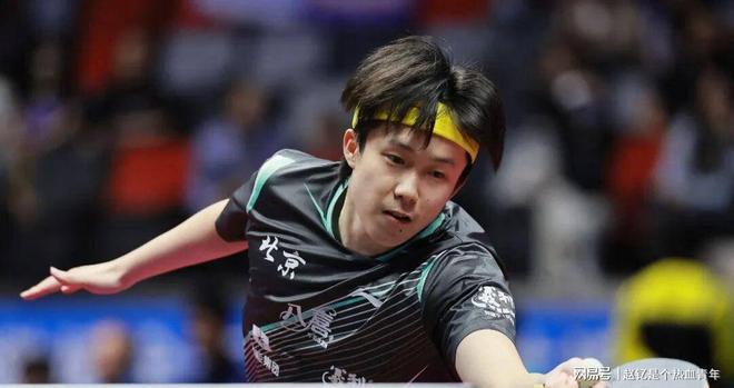 北大撑腰！王楚钦两输樊振东还被表扬邓亚萍揭秘水平藏不住了(图9)