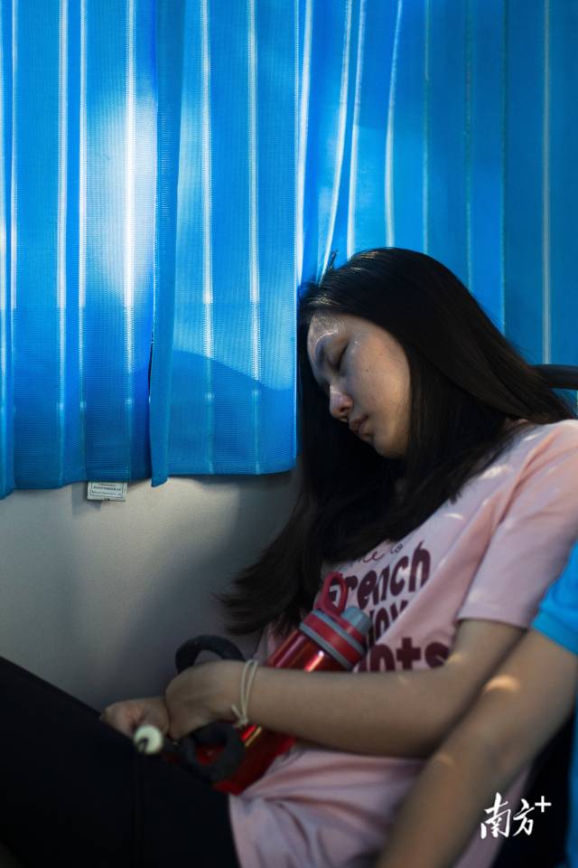 成为一束光全盲女孩的“铁人”之路(图5)