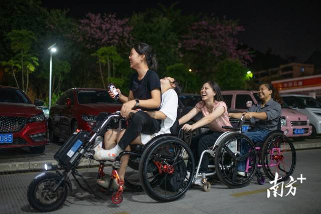 成为一束光全盲女孩的“铁人”之路(图11)