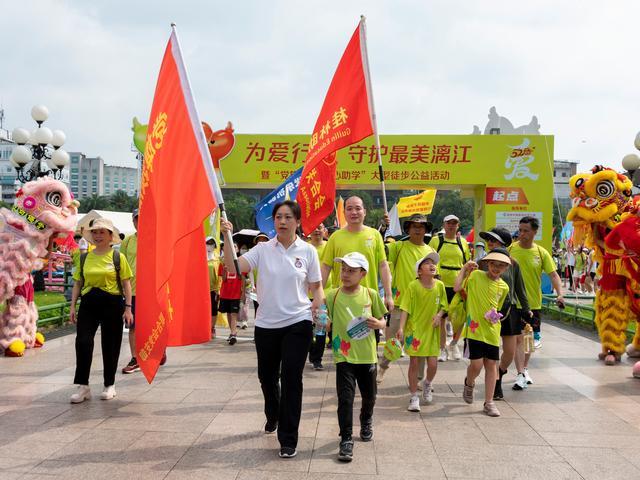十余年坚守微光成星河(图7)