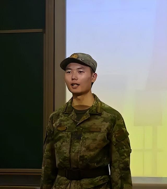 合肥一中国防班学子走进军营沉浸式研学解锁强军初心(图9)